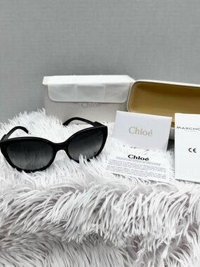 Chloé Oversized Sunglasses Black Gradient Lens Full Kit Case Cards